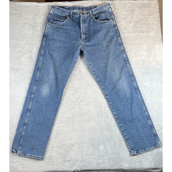 Wrangler Mens 36x32 Rugged Wear Jeans Straight Blue Denim Cowboy Western - Picture 1 of 8